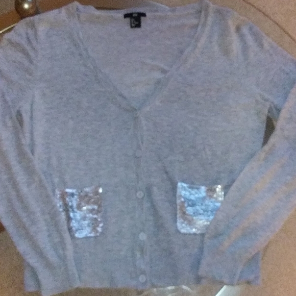 H & M Grey Button up Cardigan Sweater - Picture 4 of 5